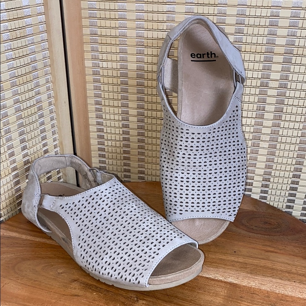 🔶Earth Linden Laveen Open Toe Taupe Leather Slingback Sandals Size 9.5M